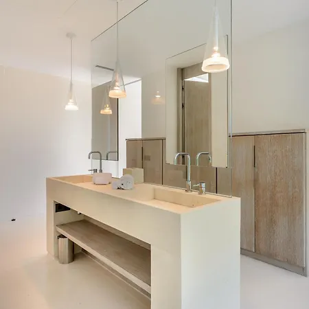 Zelmar - Tranquility And Privacy In Cala Conta