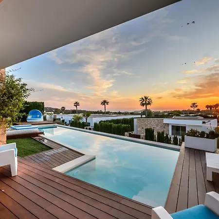 Zelmar - Tranquility And Privacy In Cala Conta Villa *